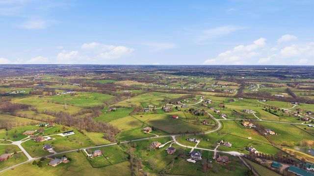 101 Sand Piper Court, Midway, KY 40347