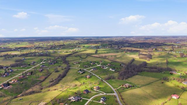 101 Sand Piper Court, Midway, KY 40347