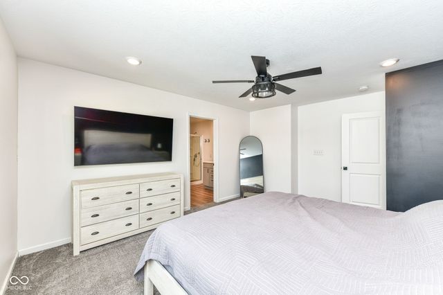 1689 N Sailboat Drive, Greenfield, IN 46140