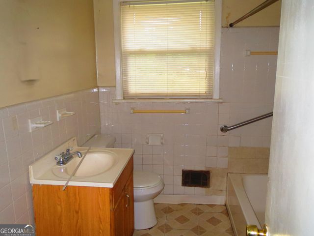 2233 Doris Drive, Decatur, GA 30034