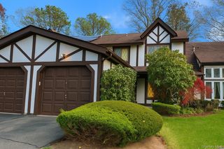 45 Briar Hill Court, Middle Island, NY 11953