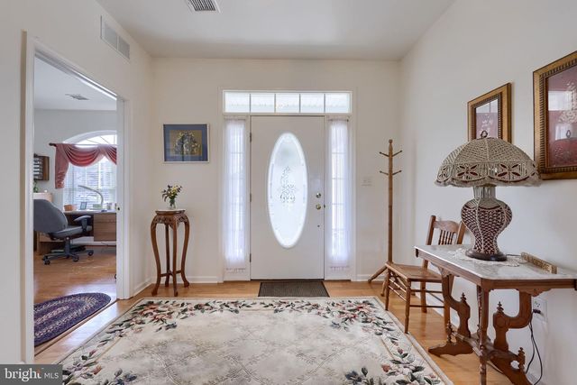 562 BLOSSOM TRL, Mount Joy, PA 17552