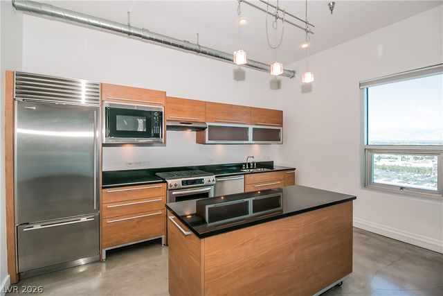 200 HOOVER Avenue 1802, Las Vegas, NV 89101