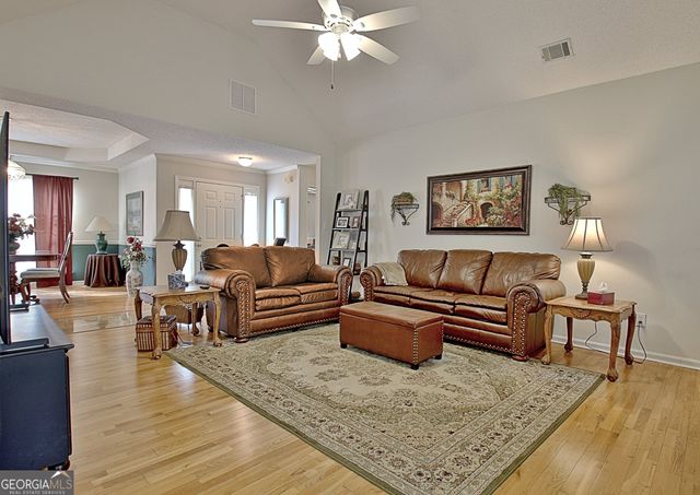 125 Wendy Way, Fayetteville, GA 30215