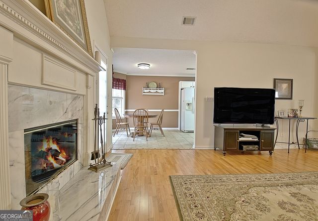 125 Wendy Way, Fayetteville, GA 30215