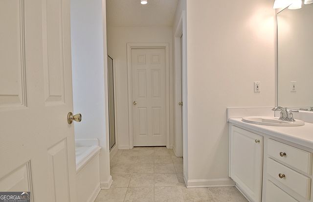 125 Wendy Way, Fayetteville, GA 30215