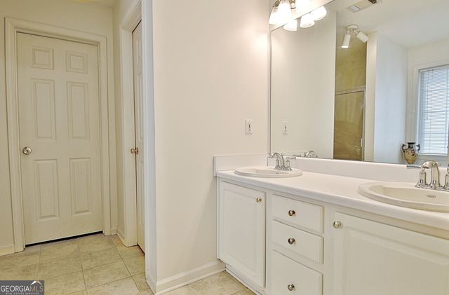 125 Wendy Way, Fayetteville, GA 30215