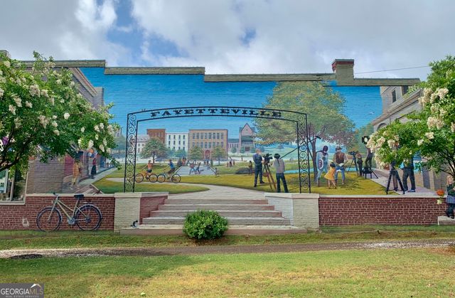 125 Wendy Way, Fayetteville, GA 30215