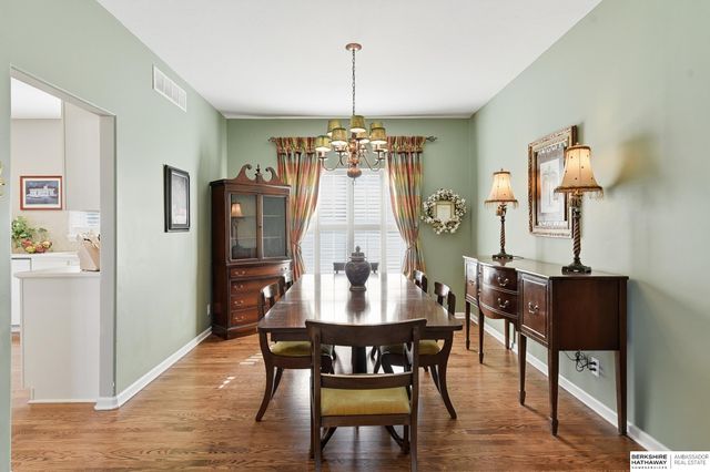 19707 Poppleton Avenue, Omaha, NE 68130