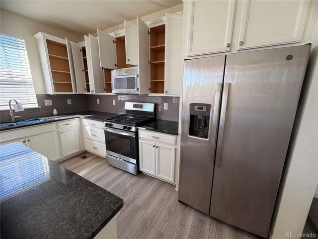 9401 Salida St, Commerce City, CO 80022