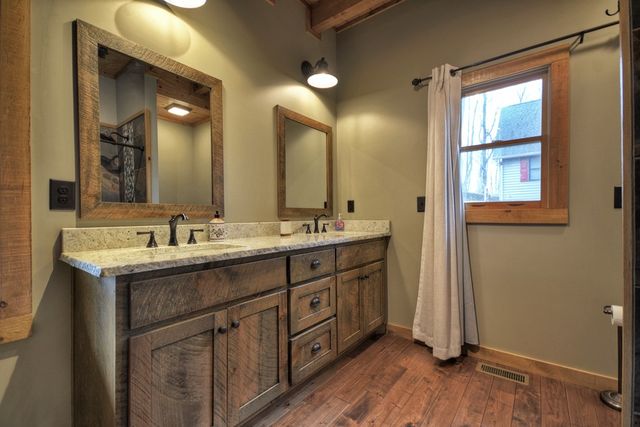 347 Walnut Ridge, Ellijay, GA 30536