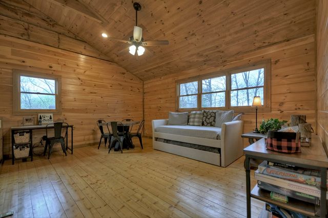 347 Walnut Ridge, Ellijay, GA 30536