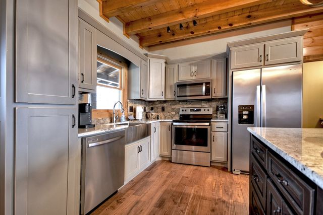 347 Walnut Ridge, Ellijay, GA 30536