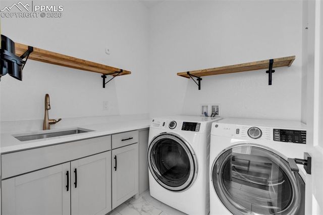 6984 Rim Ridge Way, Castle Pines, CO 80108