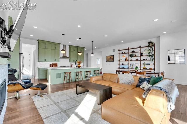 6984 Rim Ridge Way, Castle Pines, CO 80108