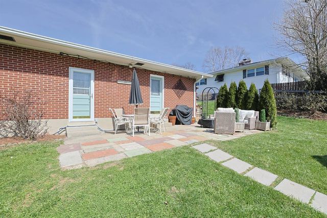 5831 Belleview Avenue, Blue Ash, OH 45242