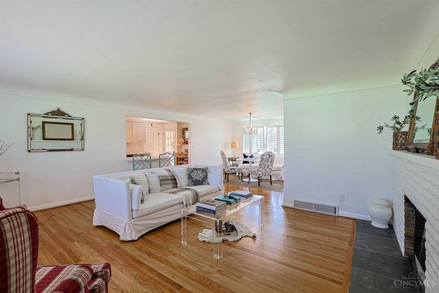 5831 Belleview Avenue, Blue Ash, OH 45242