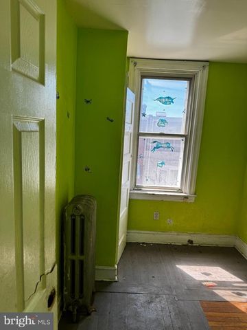 7004 GRAYS AVE, Philadelphia, PA 19142
