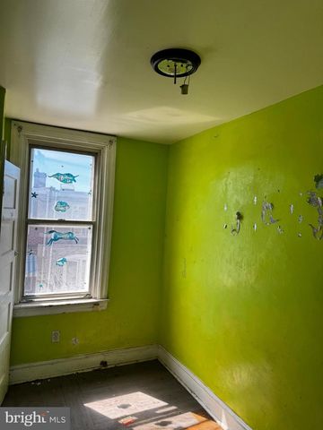 7004 GRAYS AVE, Philadelphia, PA 19142
