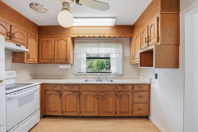 107 S Cove Boulevard, Panama City, FL 32401