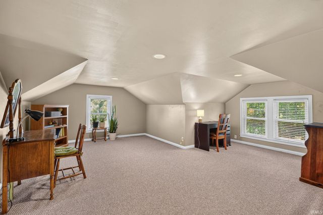 640 W Boonville-New Harmony Road, Evansville, IN 47725