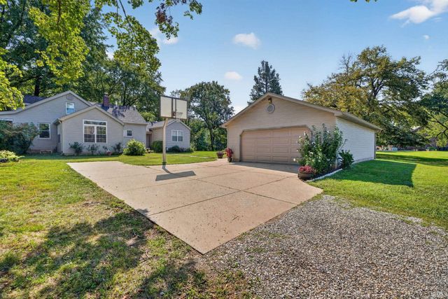 640 W Boonville-New Harmony Road, Evansville, IN 47725