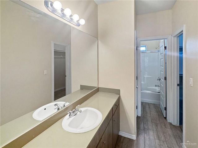 505 Carlisle Avenue 3, Edinburg, TX 78539