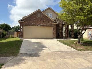 105 rhew, Cibolo, TX 78108