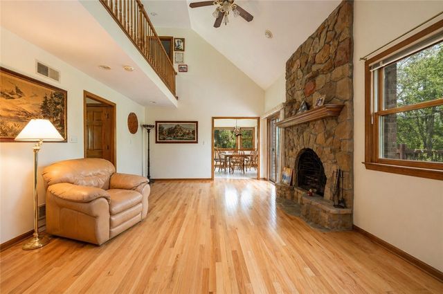 307 Marigold Dr, Unity Twp, PA 15601