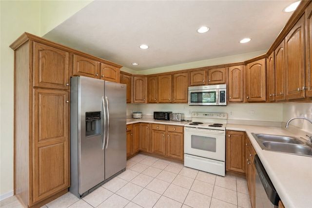 307 Marigold Dr, Unity Twp, PA 15601