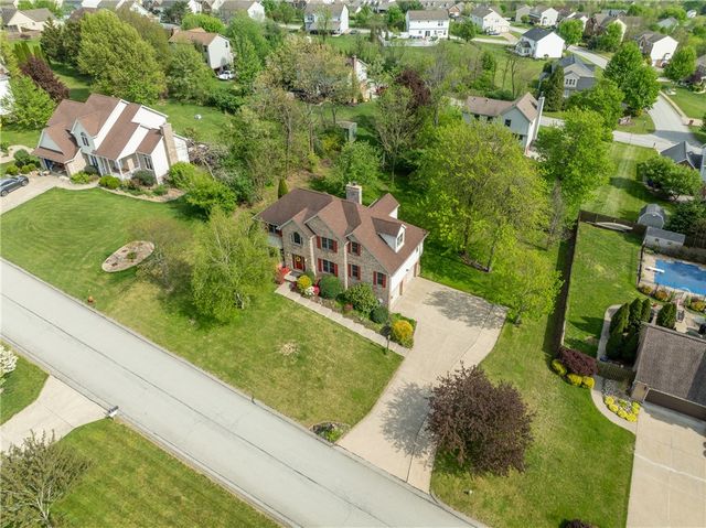 307 Marigold Dr, Unity Twp, PA 15601