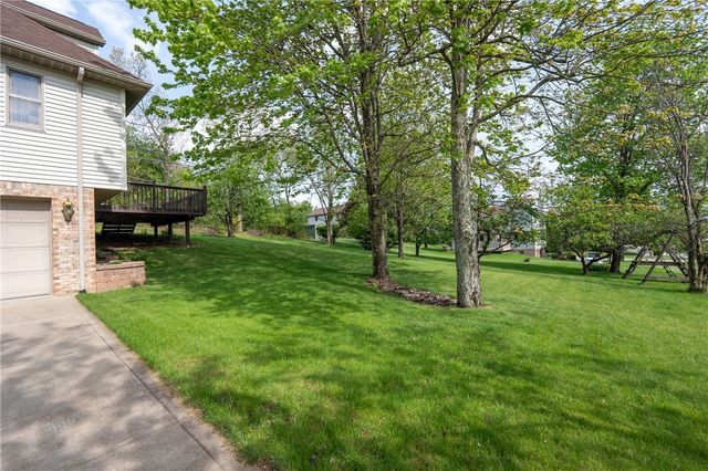 307 Marigold Dr, Unity Twp, PA 15601