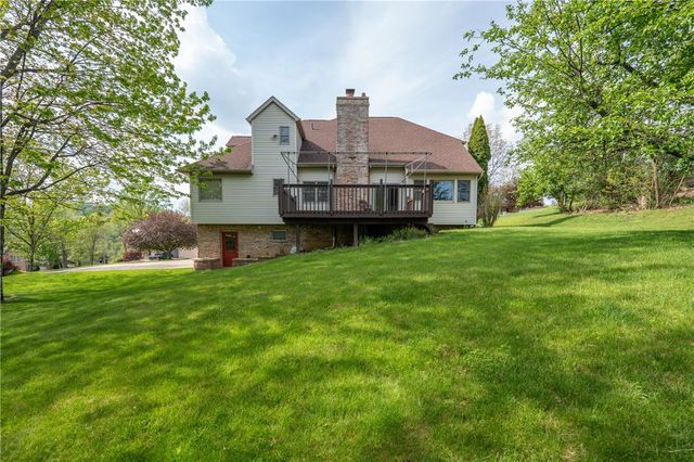 307 Marigold Dr, Unity Twp, PA 15601