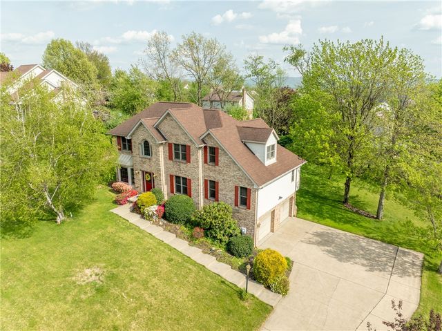 307 Marigold Dr, Unity Twp, PA 15601