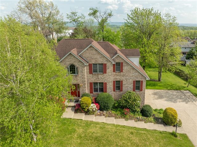 307 Marigold Dr, Unity Twp, PA 15601