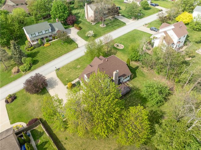 307 Marigold Dr, Unity Twp, PA 15601