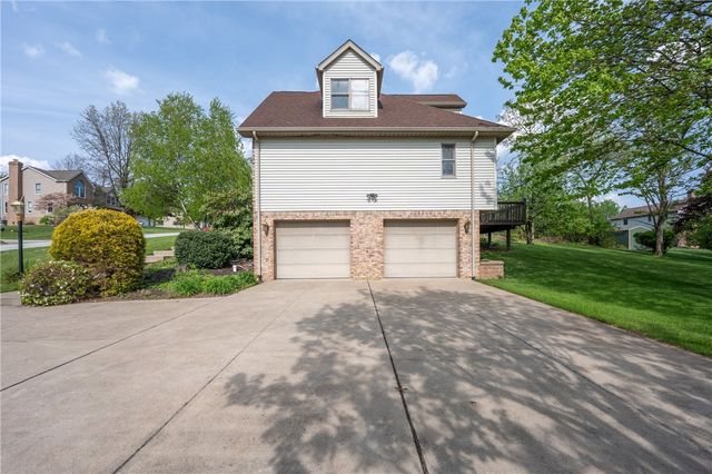 307 Marigold Dr, Unity Twp, PA 15601