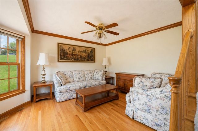 307 Marigold Dr, Unity Twp, PA 15601
