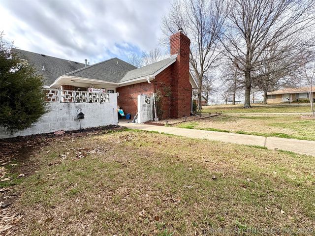 151 S 2nd Street, Porter, OK 74454