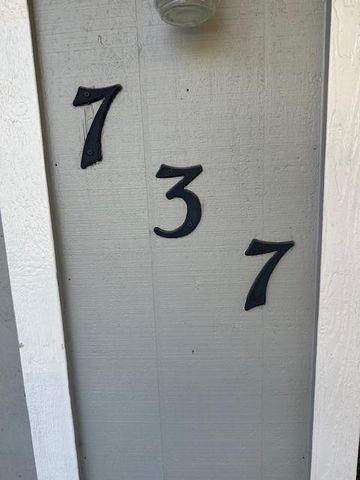 737-739 Preston Ave, Ione, CA 95640