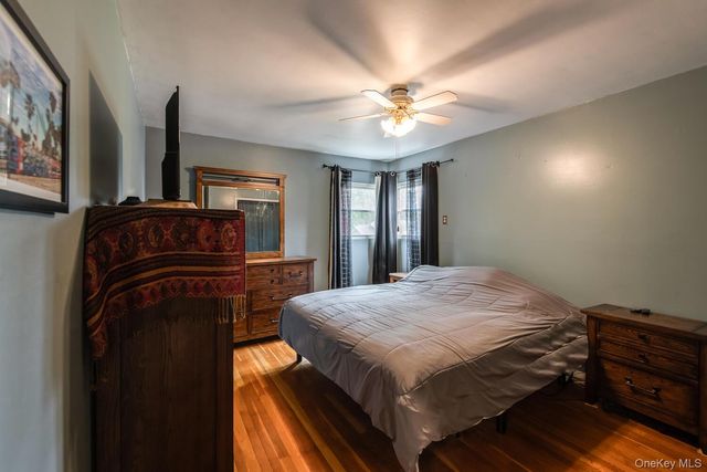 4 Edgewood Drive, Saugerties, NY 12477