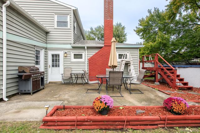 4 Edgewood Drive, Saugerties, NY 12477