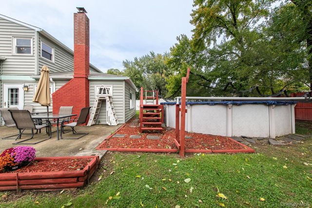 4 Edgewood Drive, Saugerties, NY 12477