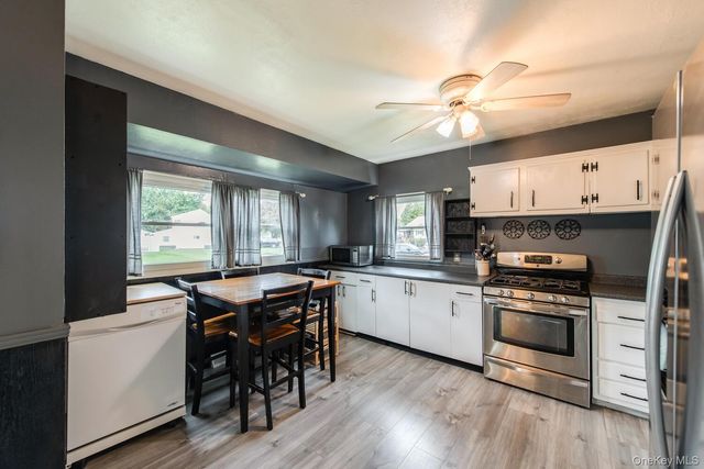 4 Edgewood Drive, Saugerties, NY 12477