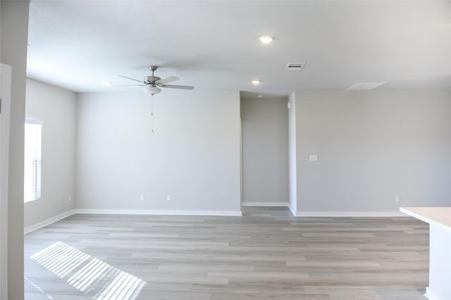 115 Ayres Horn, Cedar Creek, TX 78612