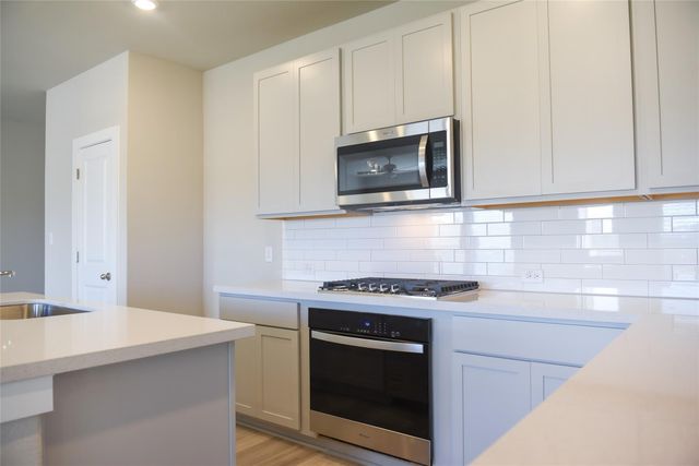 115 Ayres Horn, Cedar Creek, TX 78612