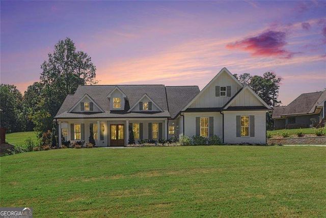 105 W Lake Boulevard, Carrollton, GA 30116