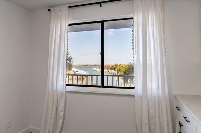 1591 GULF BOULEVARD 203S, Clearwater Beach, FL 33767