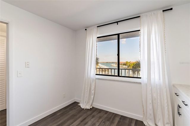 1591 GULF BOULEVARD 203S, Clearwater Beach, FL 33767