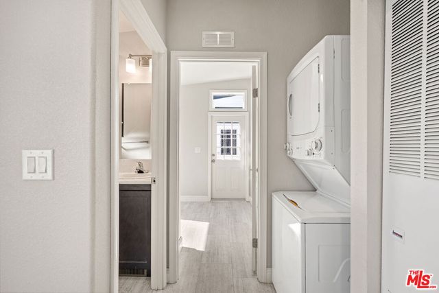 8250 Lankershim Boulevard 130, North Hollywood, CA 91605